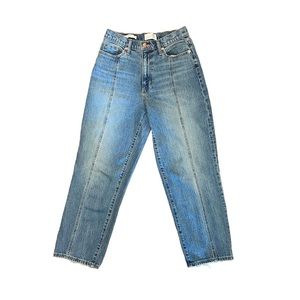 Universal Jeans